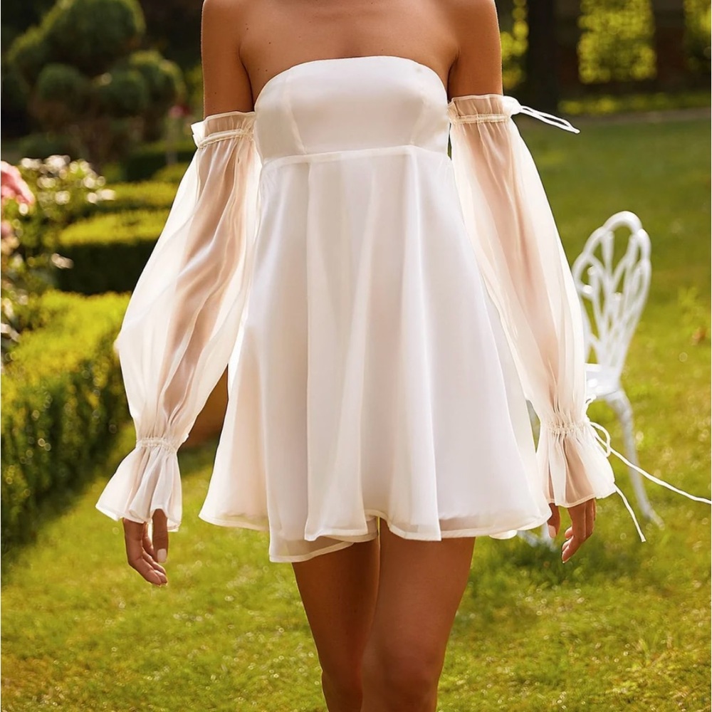 ALAMOUR THE LABEL - Celine Mini Dress